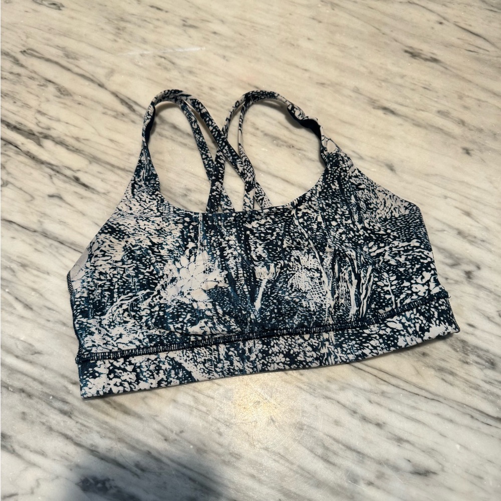 Lululemon Energy Sports Bra Size 6